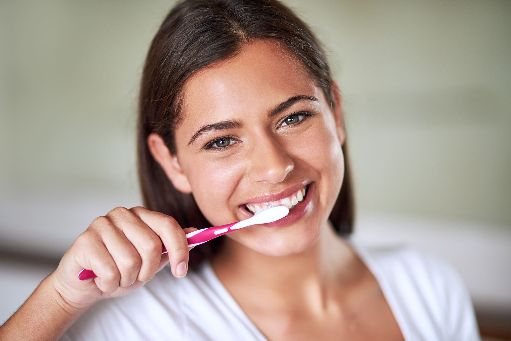 How to Care for Your Teeth Between Dental Visits